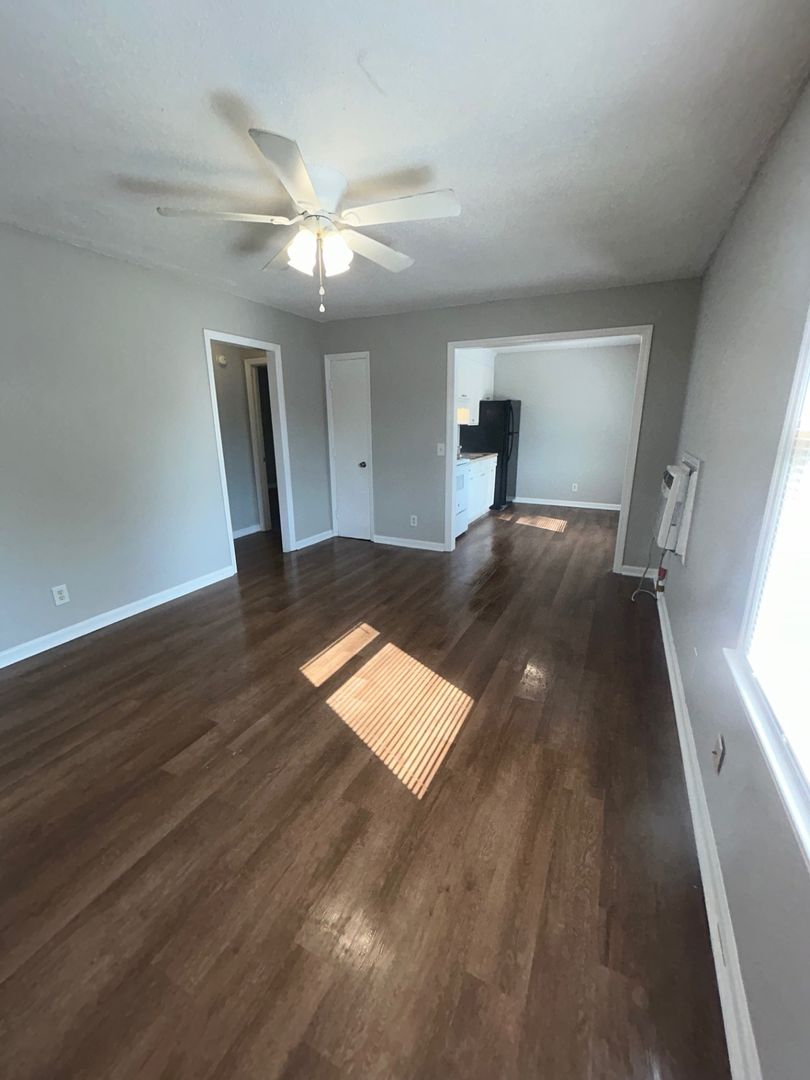 West Columbia House: 119 - A Calvin Court