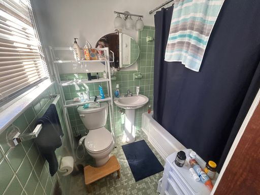 Listing photo thumbnail