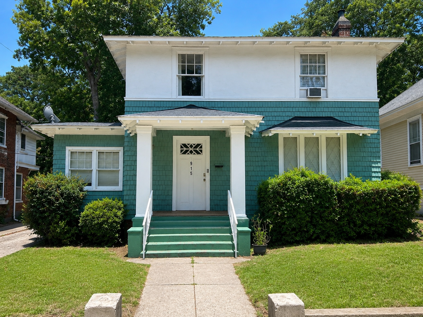 Columbia House: 915 Laurens Street  - 915 Laurens Street