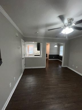 Listing photo thumbnail