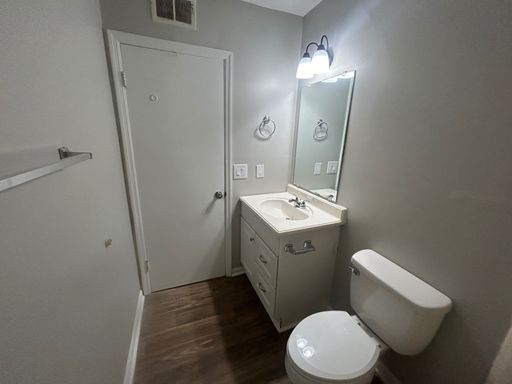 Listing photo thumbnail