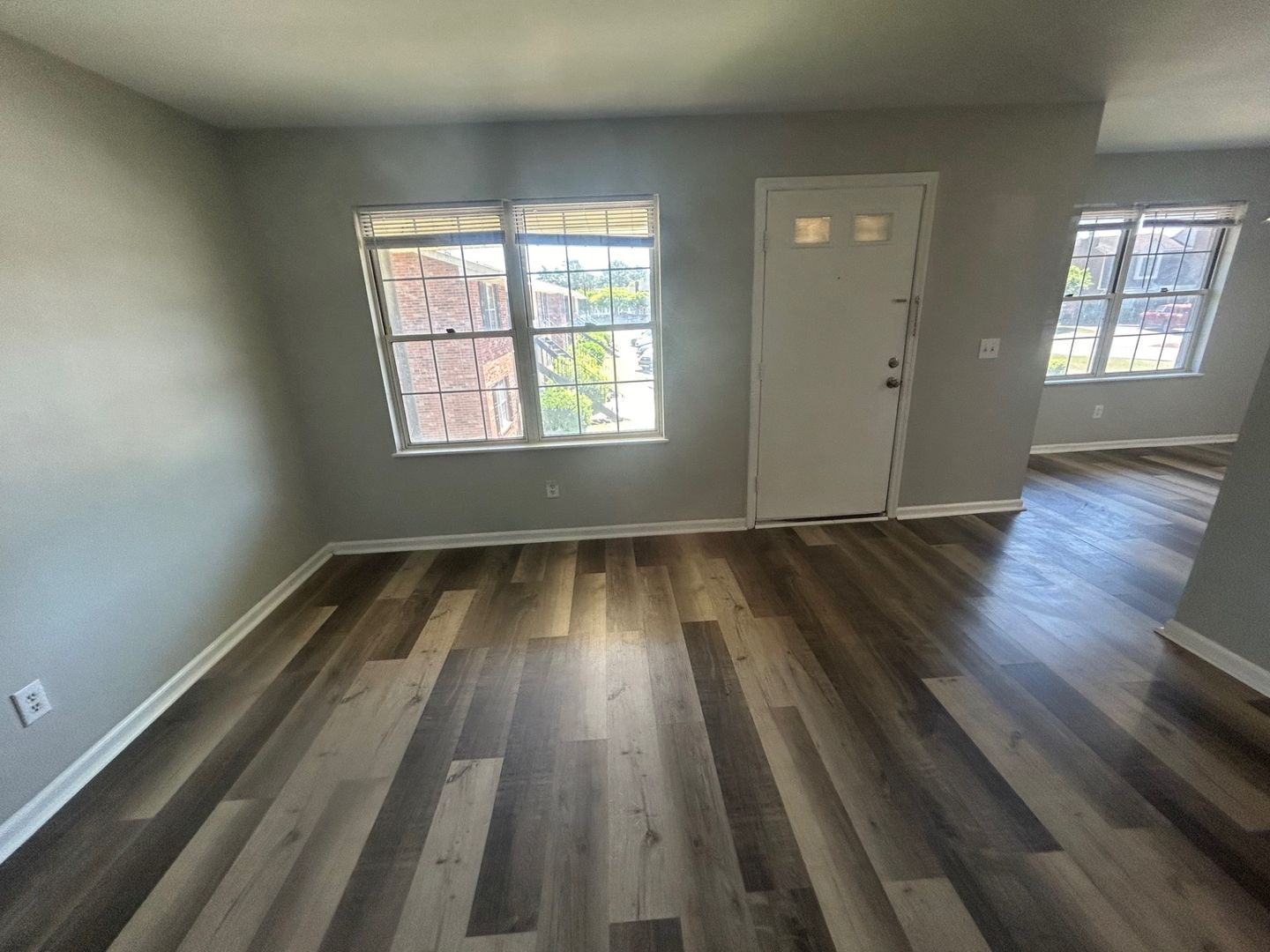 West Columbia Apartment: 925-6 Glenn Street