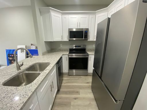 Listing photo thumbnail