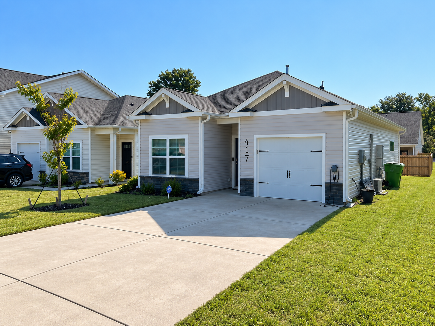 Hopkins House: 417 Middlebury Lane