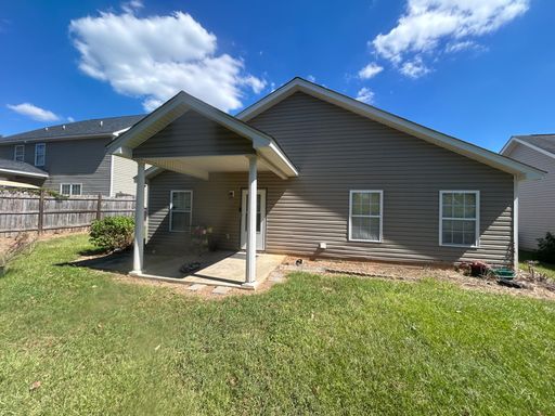 Listing photo thumbnail