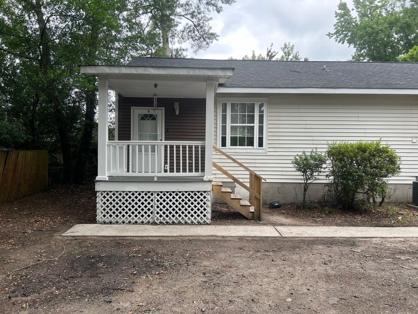 West Columbia Multiplex: 753 Center Street #6