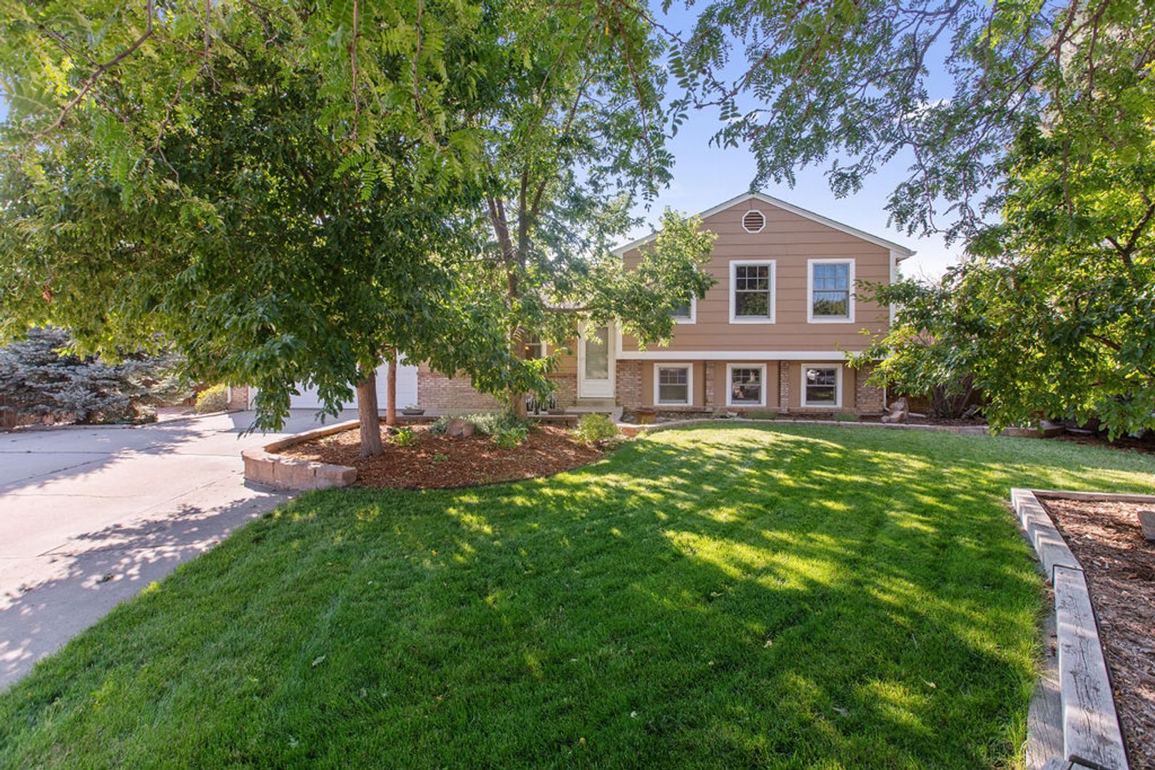 Loveland House: 4057 Davidia Ct