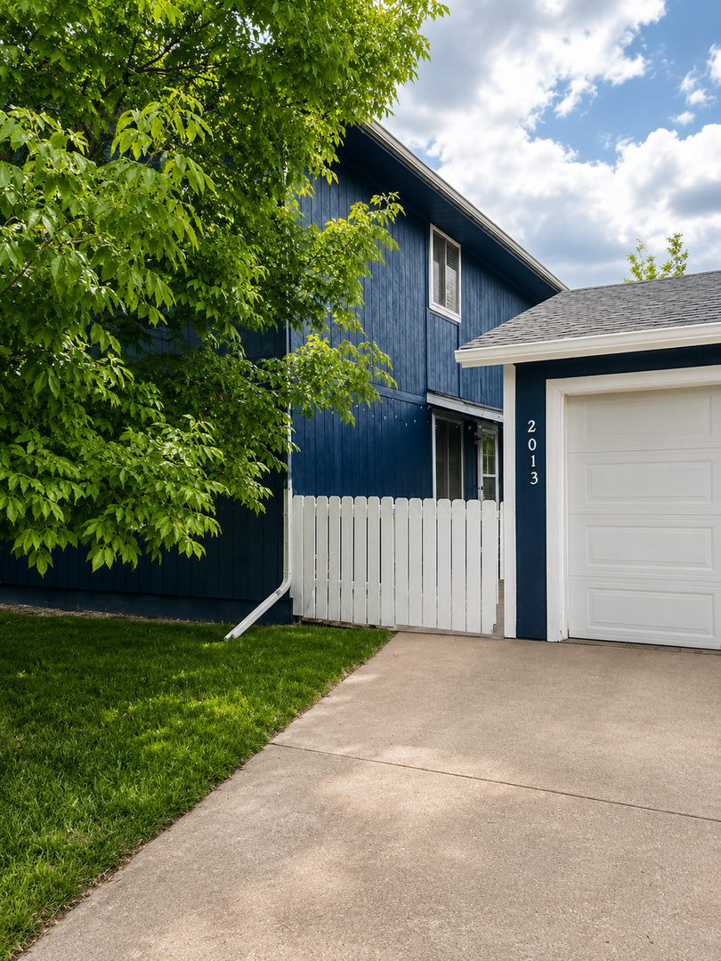 Fort Collins House: 2013 Devonshire Drive