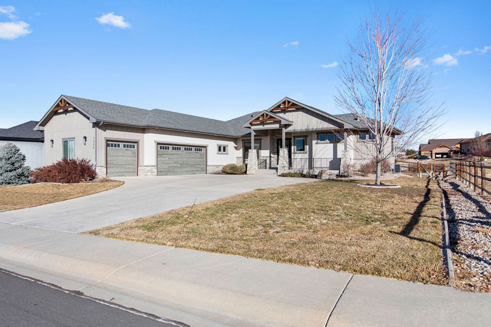 Windsor House: 7880 Cherry Blossom Dr