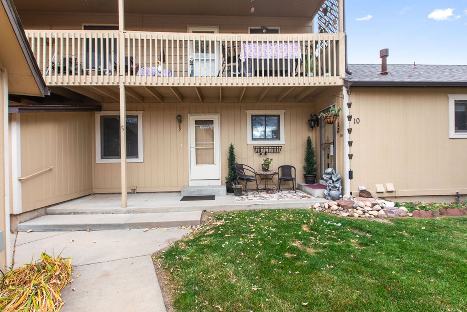 Windsor House: 919 Conifer Court