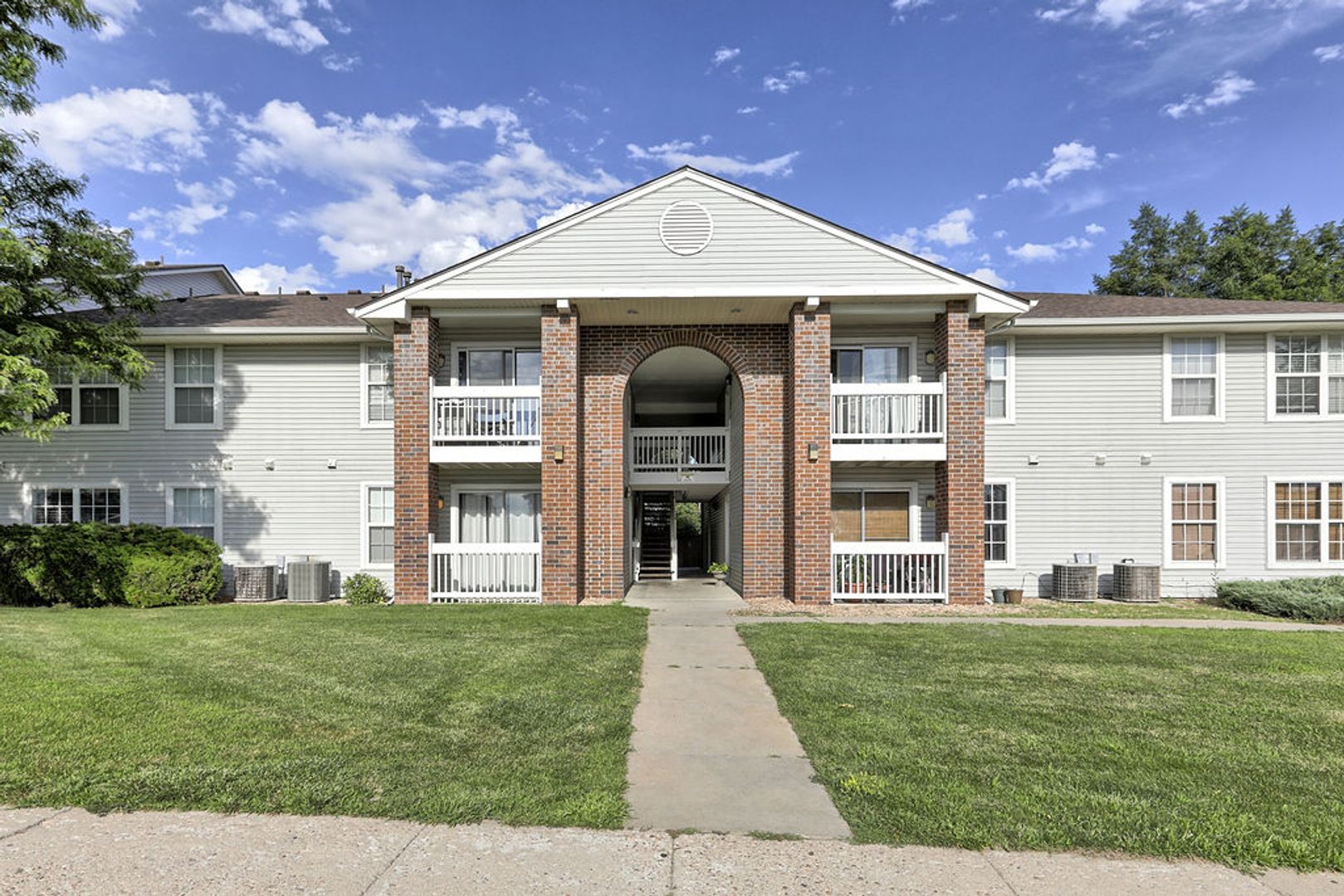 Greeley Apartment: 2856 17th Ave #103
