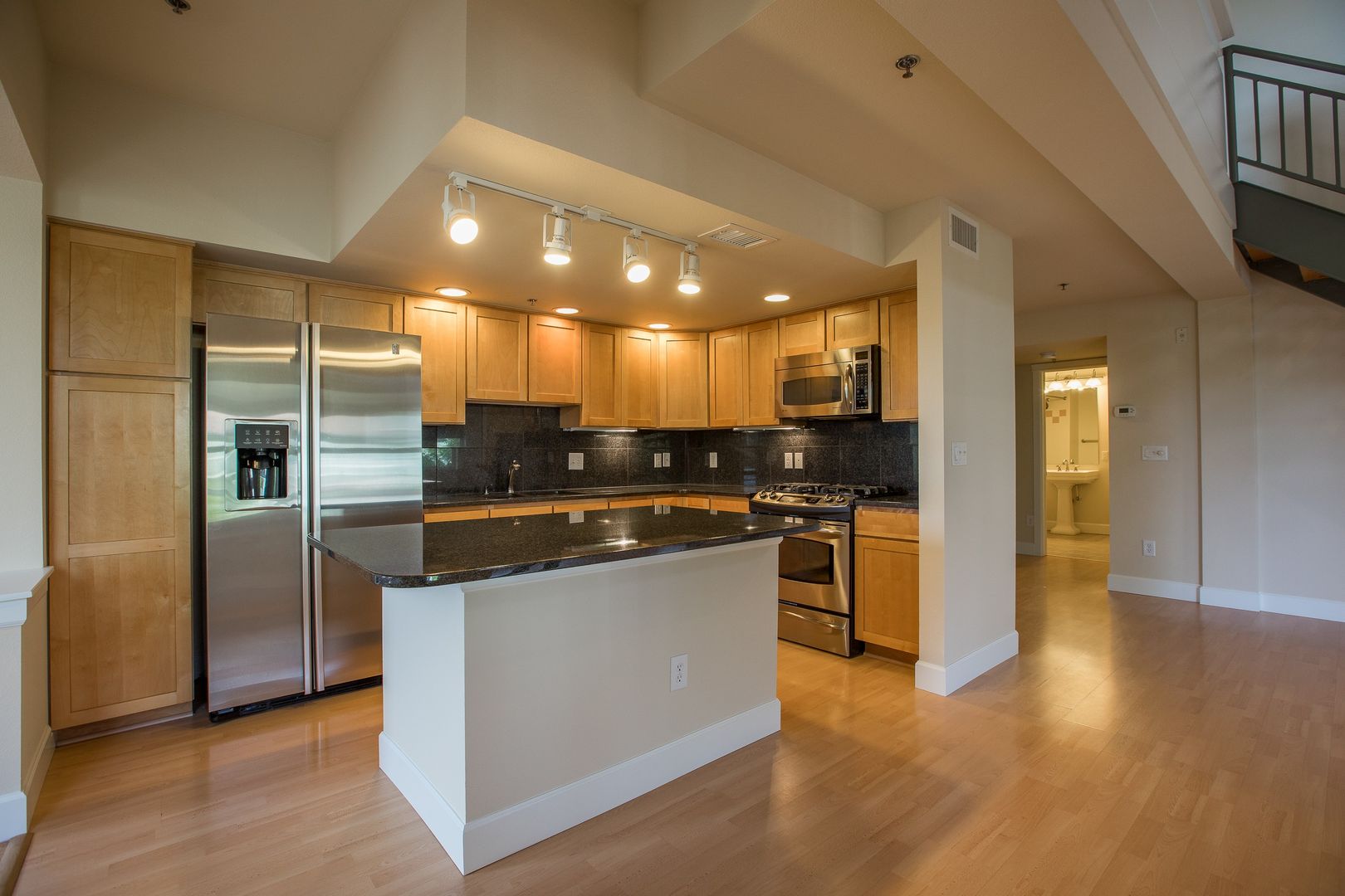 Fort Collins Apartment: 409 Mason Ct 221