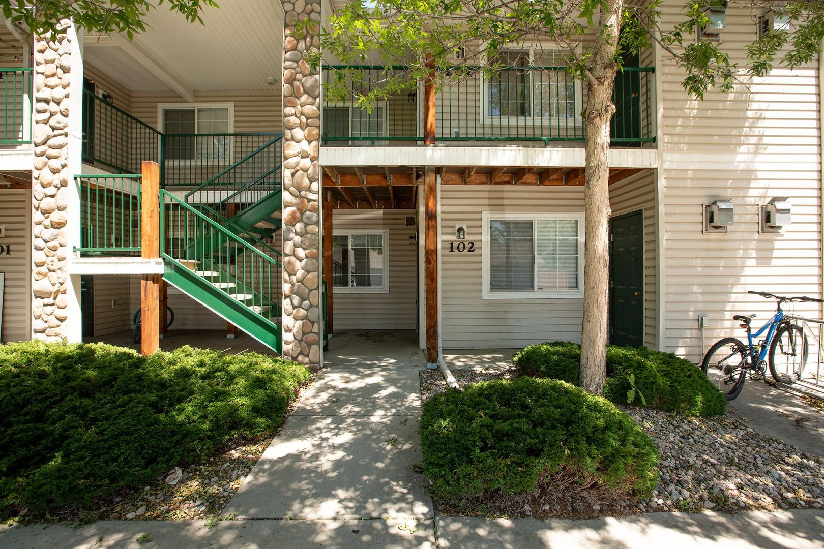 Fort Collins Apartment: 1120 City Park Ave A102