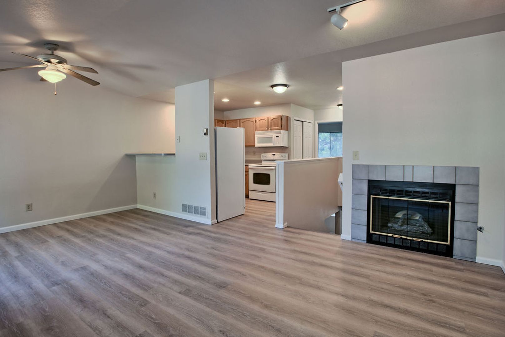 Fort Collins Apartment: 3025 W. Stuart St E
