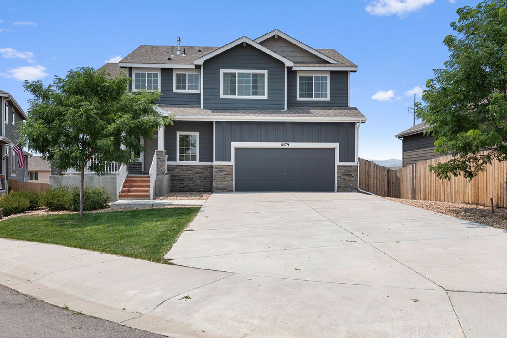 Loveland House: 6479 Fishlake Ct