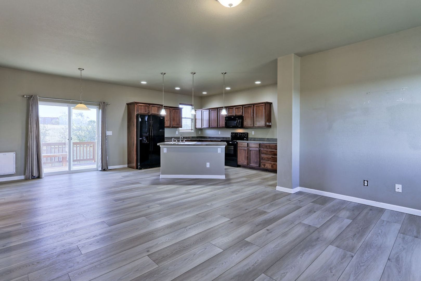 Loveland House: 440 Cholla Dr
