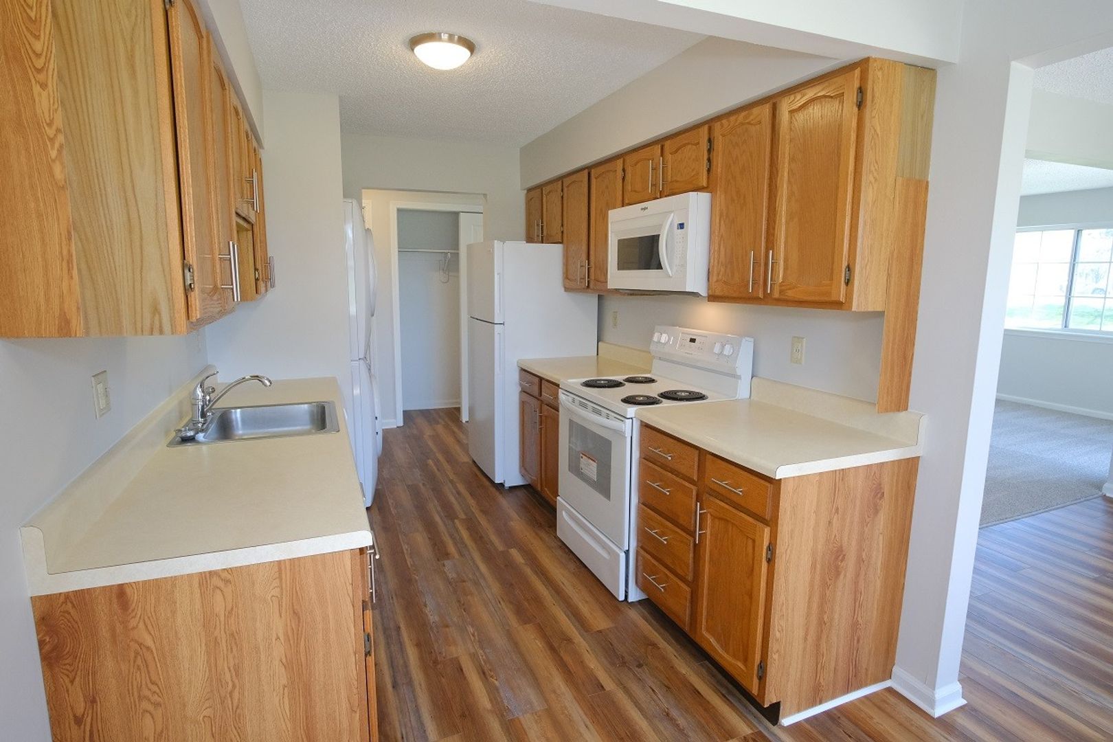 Delmar Apartment: 1 Juniper Drive