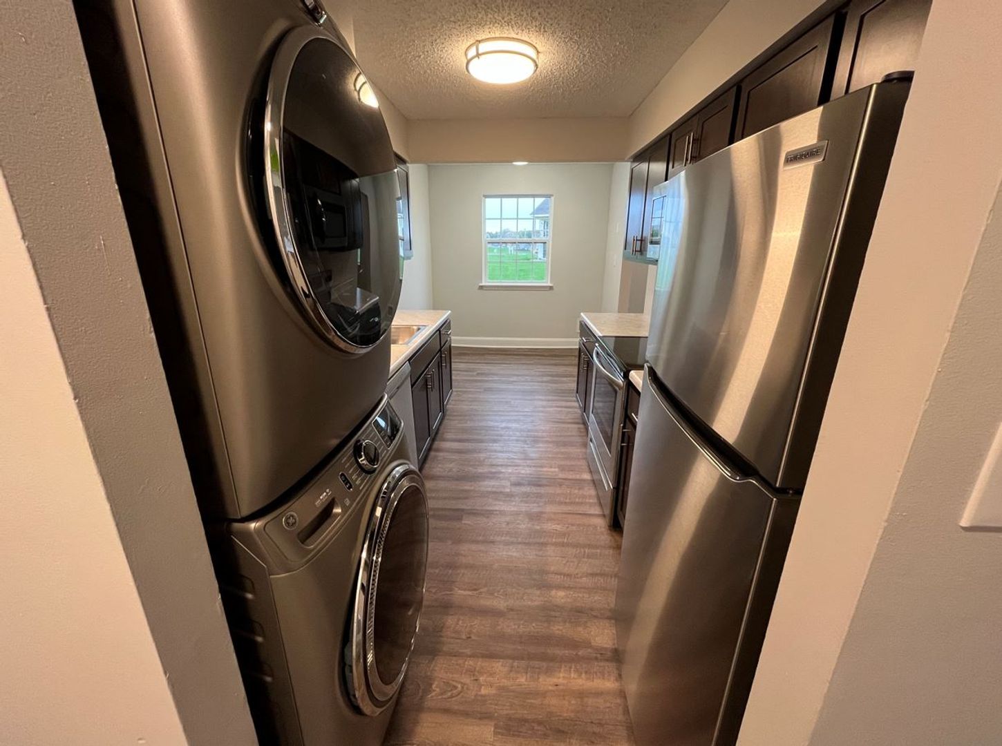 Delmar Apartment: 1 Juniper Drive