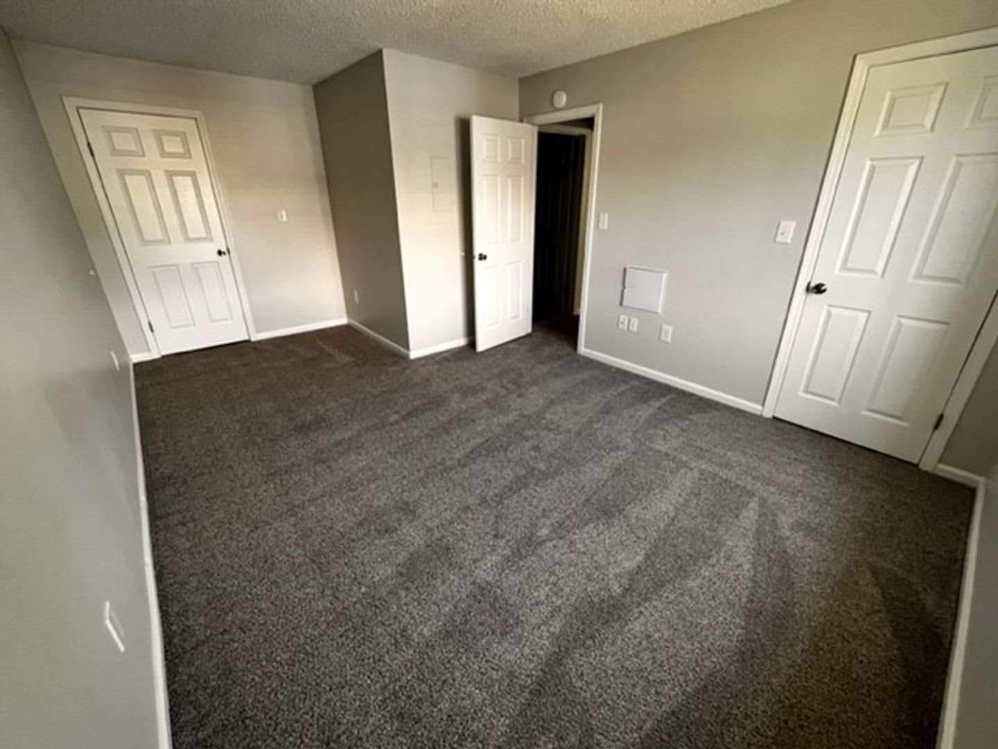 Delmar Apartment: 1 Juniper Drive