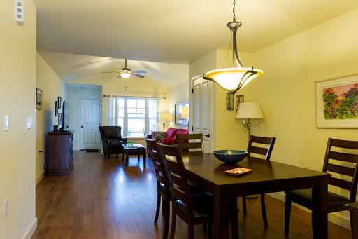 1 Bedroom, 1.5 Bathroom Cottage with a Den with Attached Garage