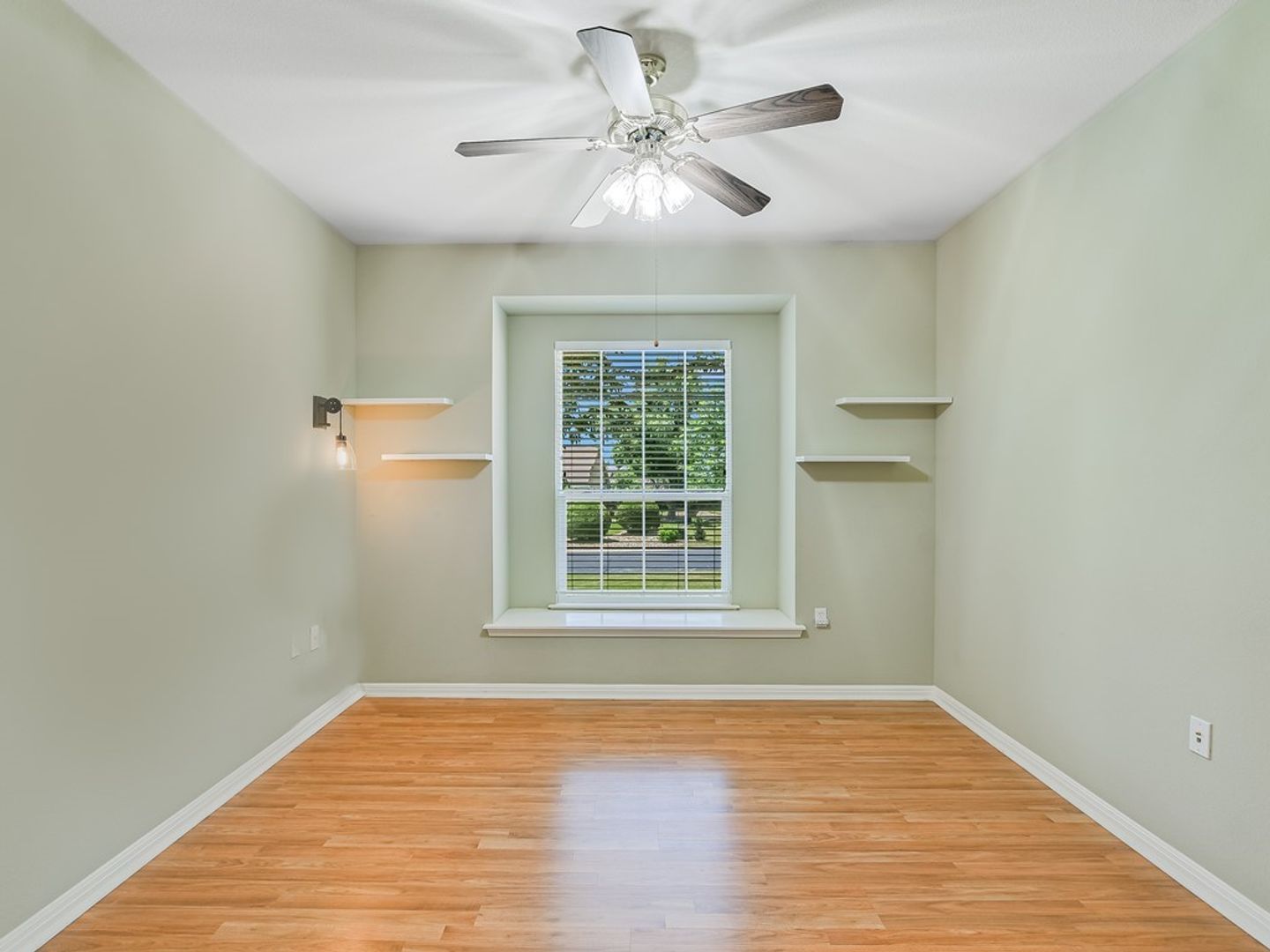 138 Dewberry Drive, TX 78633