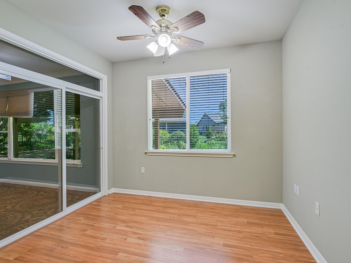 138 Dewberry Drive, TX 78633