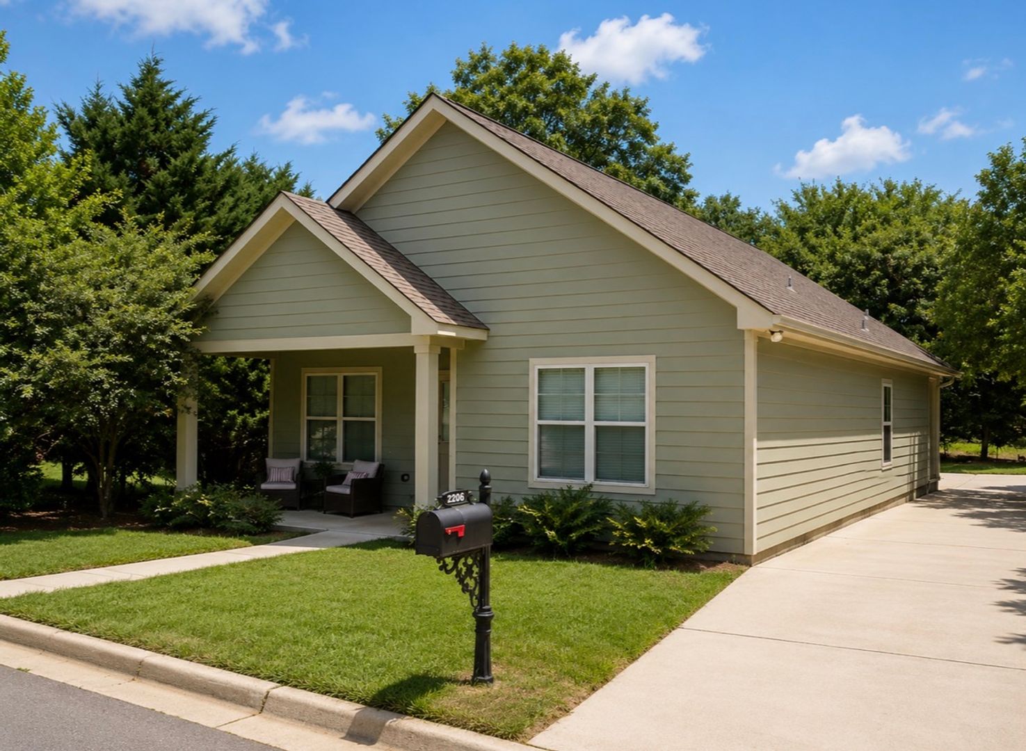 Tuscaloosa House: 2205 Harrison Street
