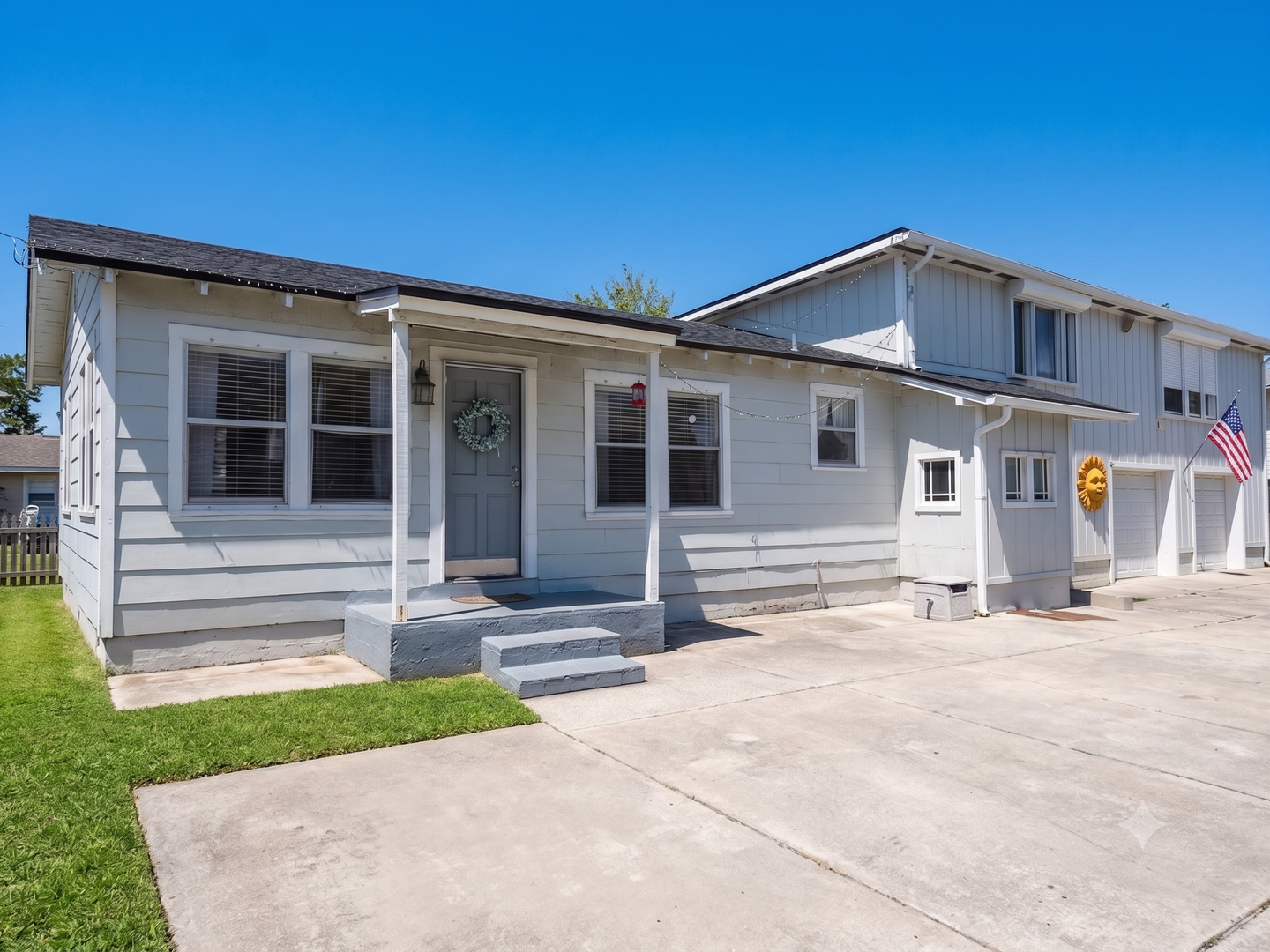Jacksonville Beach House: 403 St. Augustine Blvd