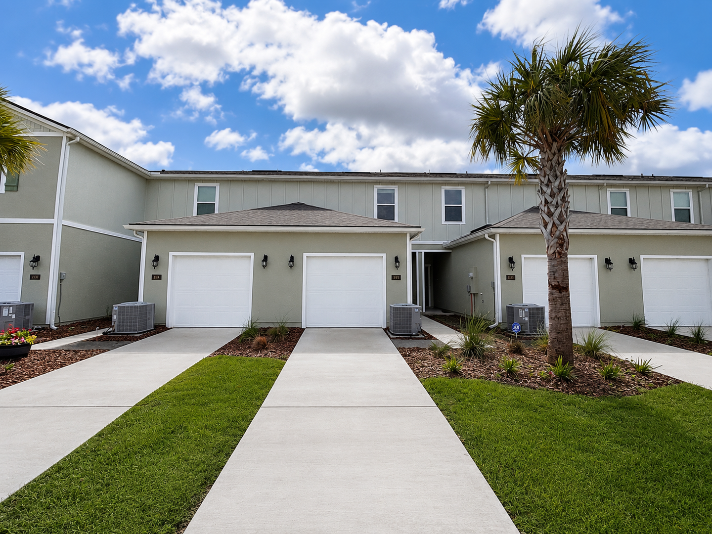 Middleburg Townhome: 903 Rivertree Place