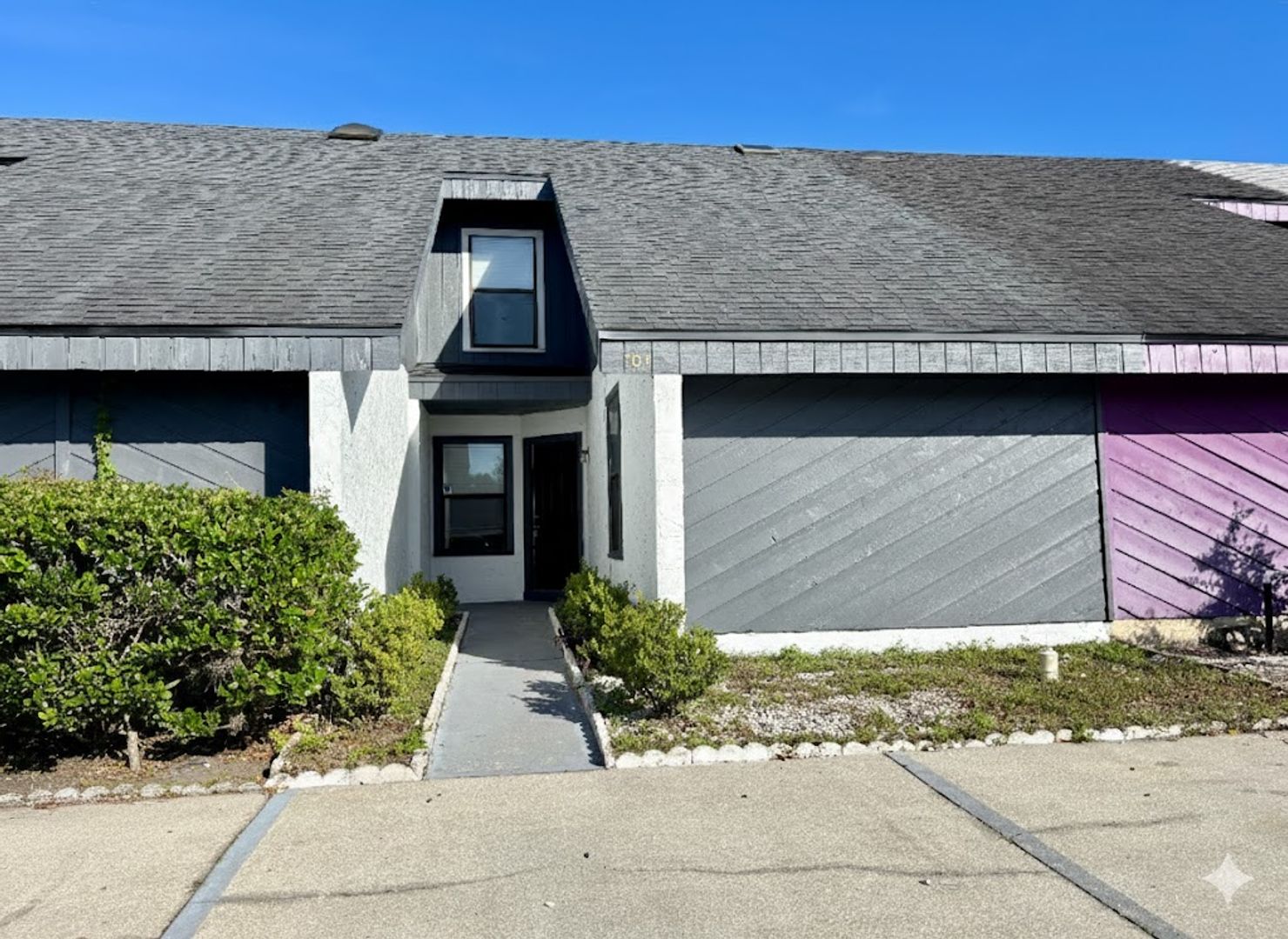 Jacksonville Townhome: 703 Trekker St