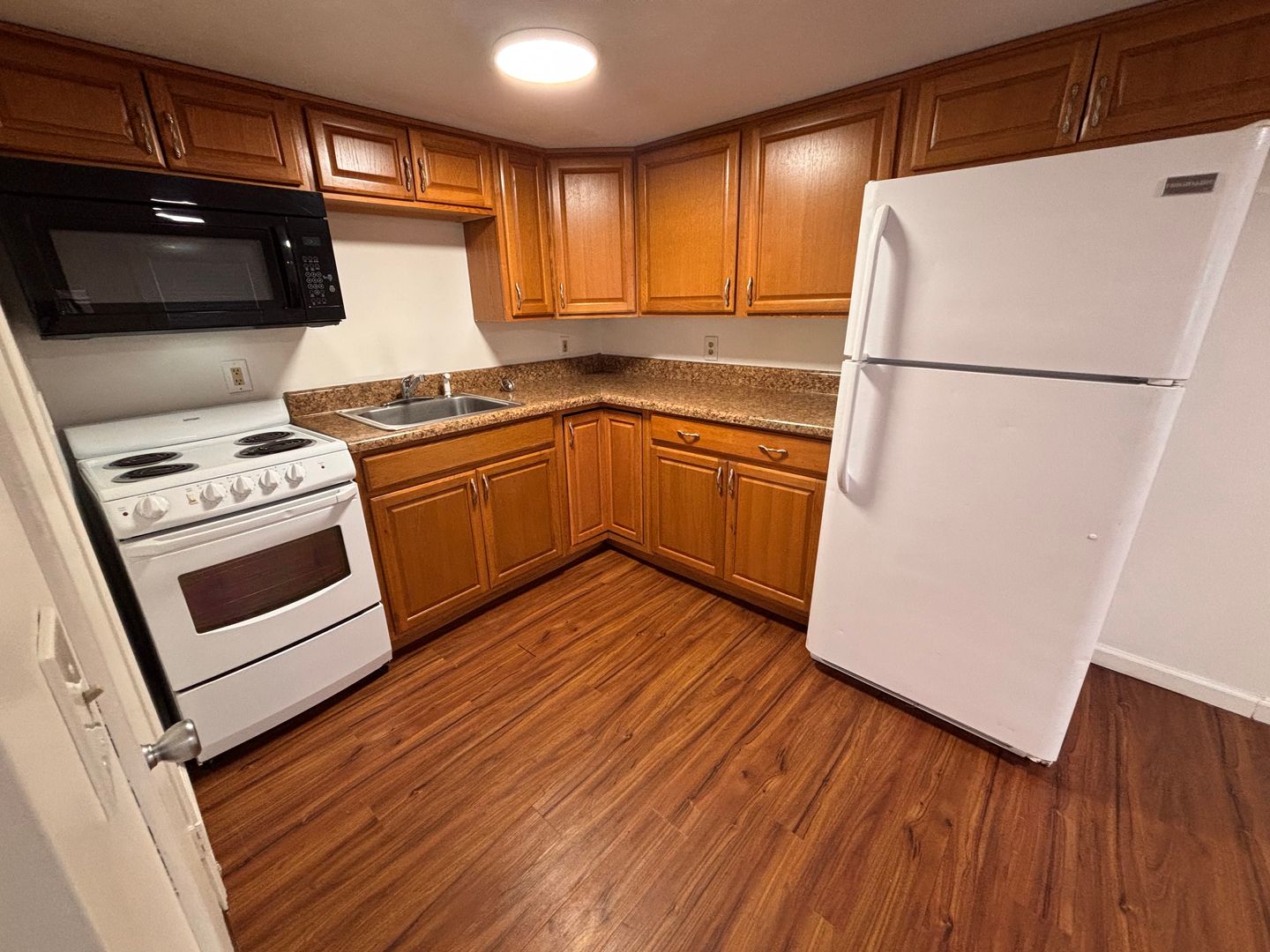 111A Cedar St (downstairs) - City of St Augustine - UTILITIES SPLIT 50/50 7 of 12