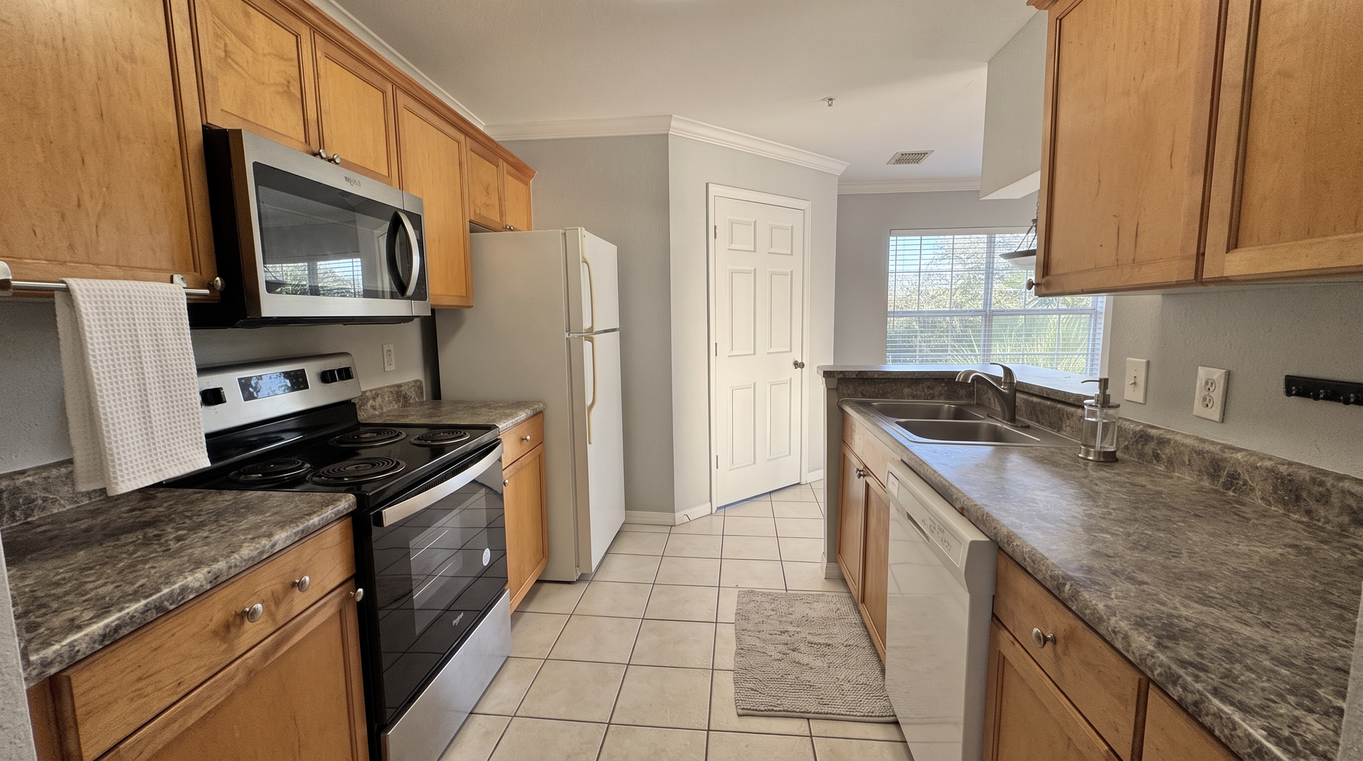 10961 Burnt Mill Rd #438 - RESERVE AT JAMES ISLAND CONDOMIMIUM 8 of 12