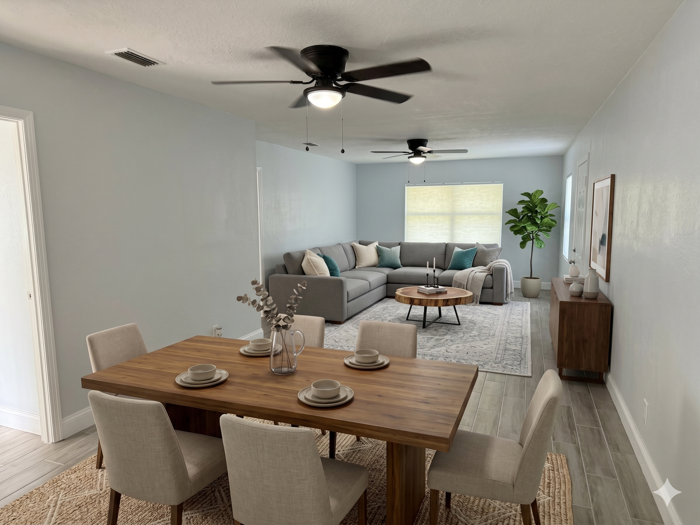 Jacksonville House: 4721 E Castlewood Dr