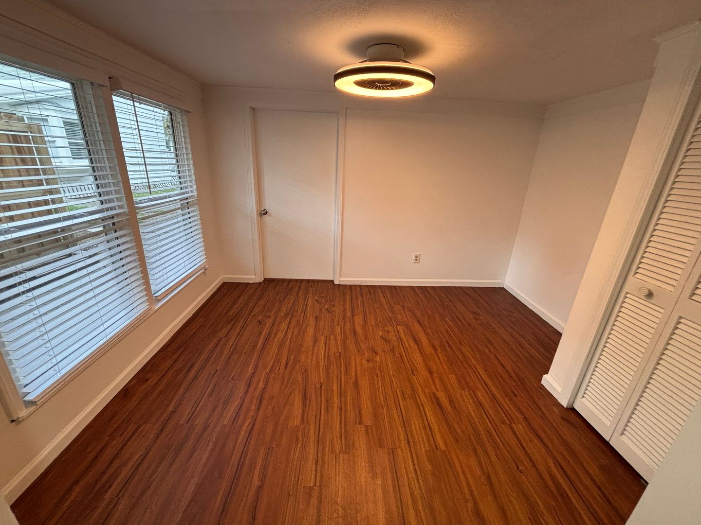 111A Cedar St (downstairs) - City of St Augustine - UTILITIES SPLIT 50/50 9 of 12