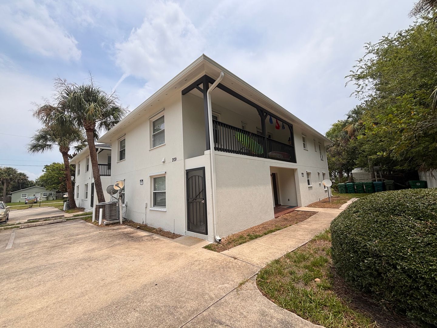 Jacksonville Beach Condo: 209 7th Street S