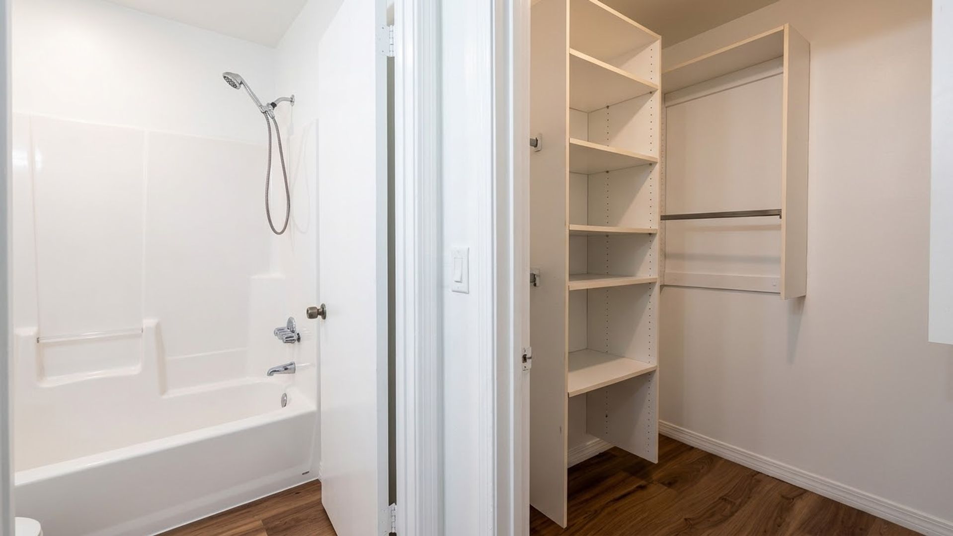10200 Belle Rive Blvd #50 (Building 7) - LANDNG AT BELLE RIVE CONDO 9 of 12