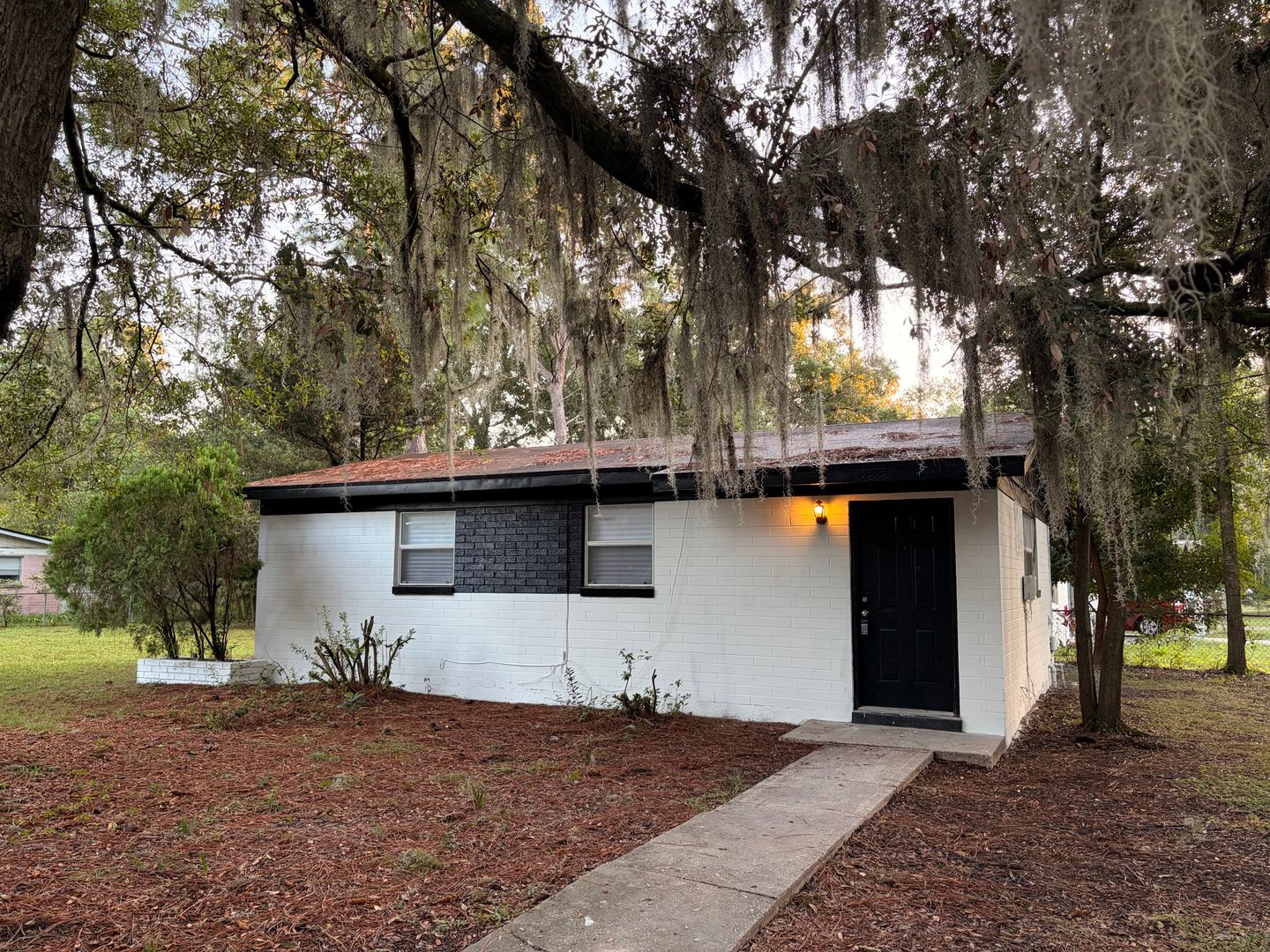 Jacksonville House: 7273 Melvin Rd