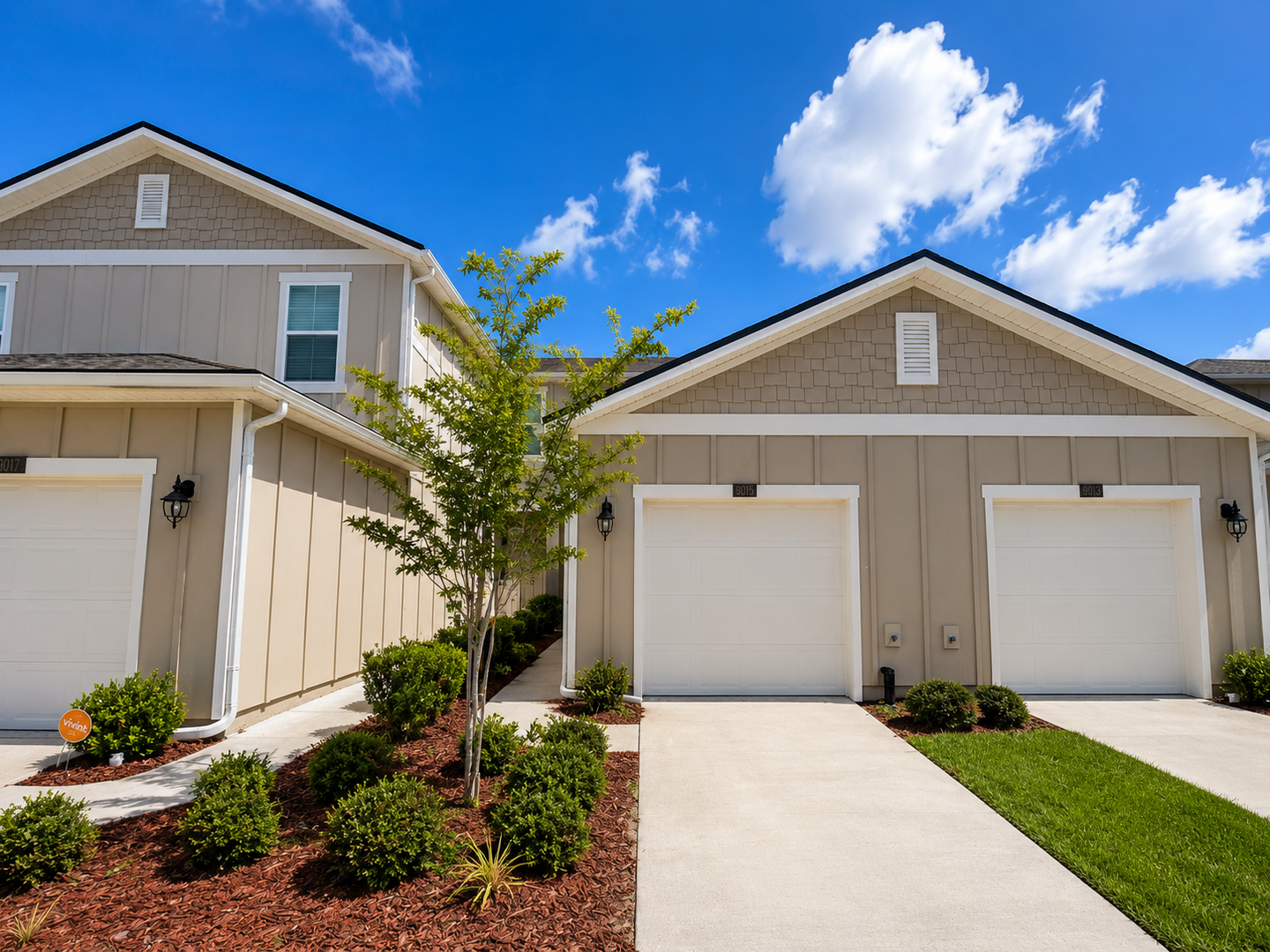 Jacksonville Townhome: 9015 Gifford Dr
