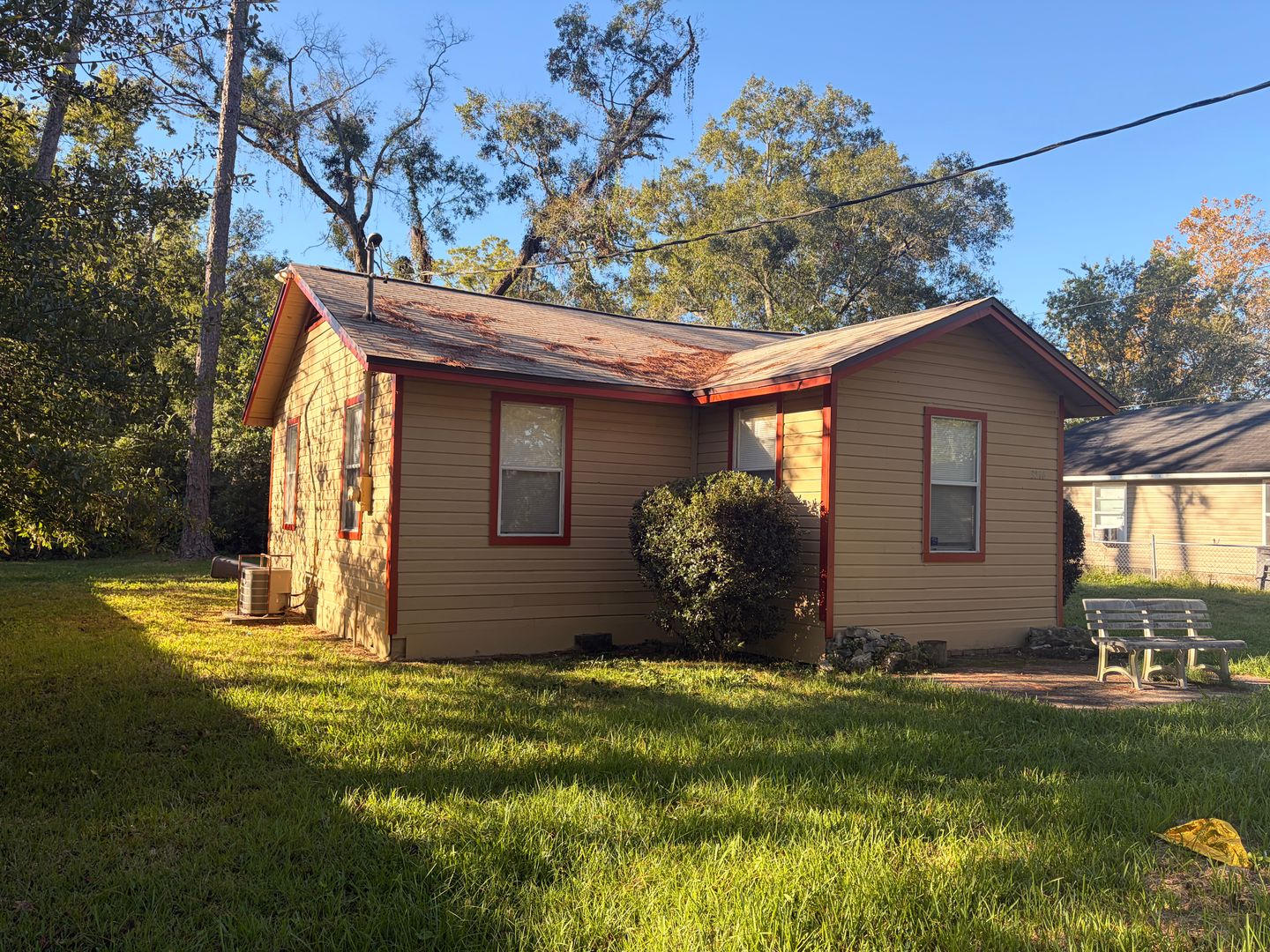 Jacksonville House: 3516 Phyllis Street
