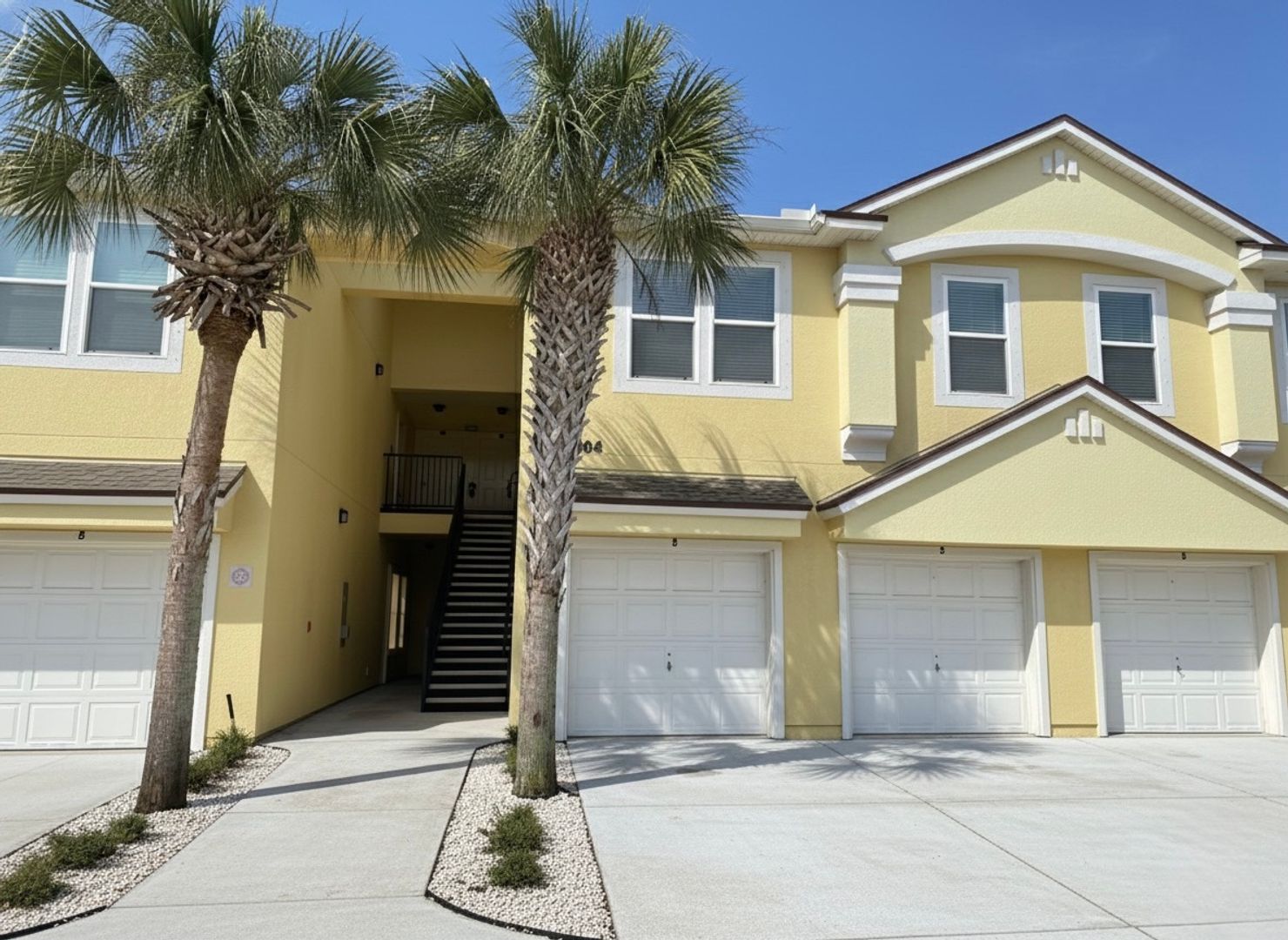Jacksonville House: 13864 Heron's Landing Way #10