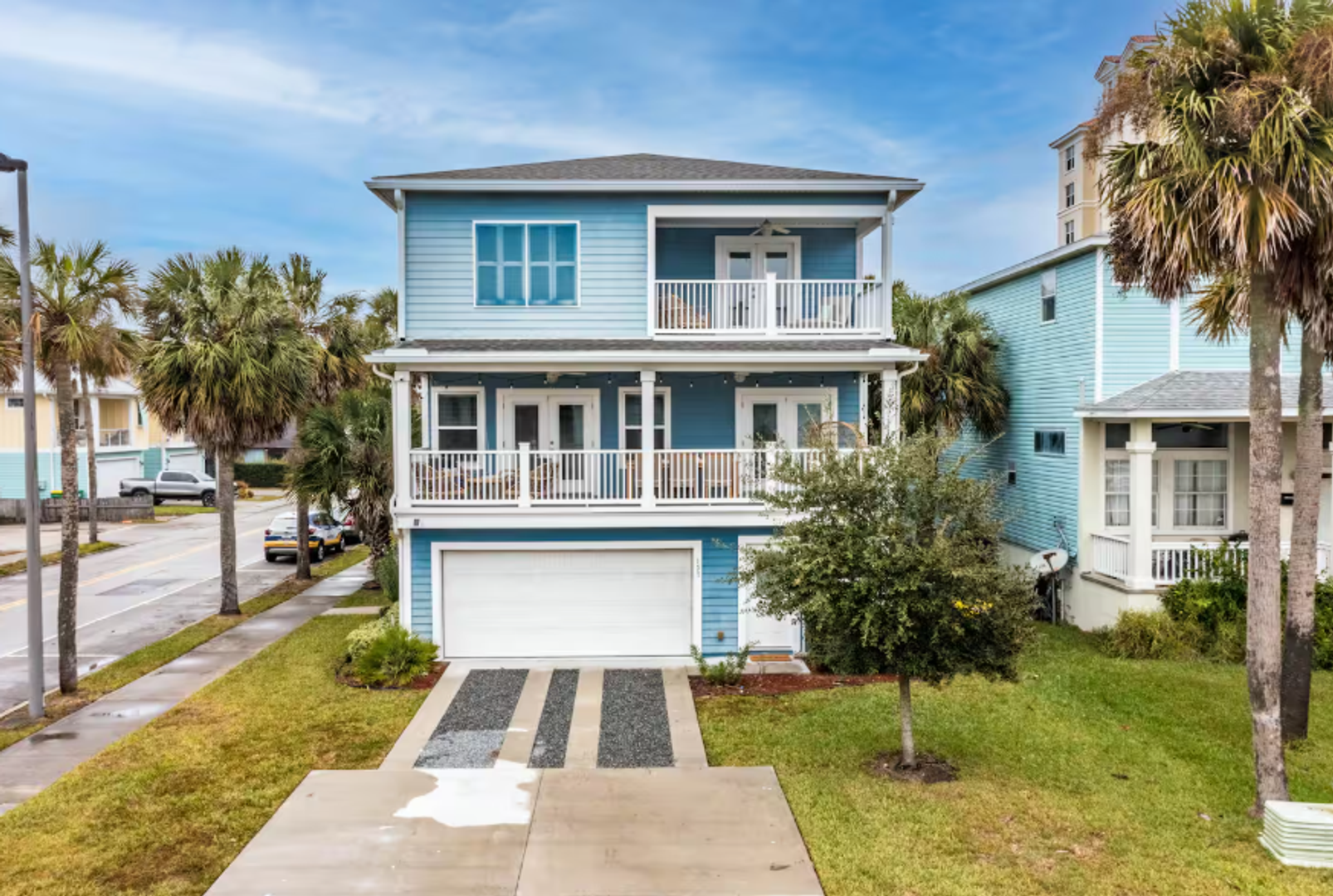 Jacksonville Beach House: 137 6th Ave S