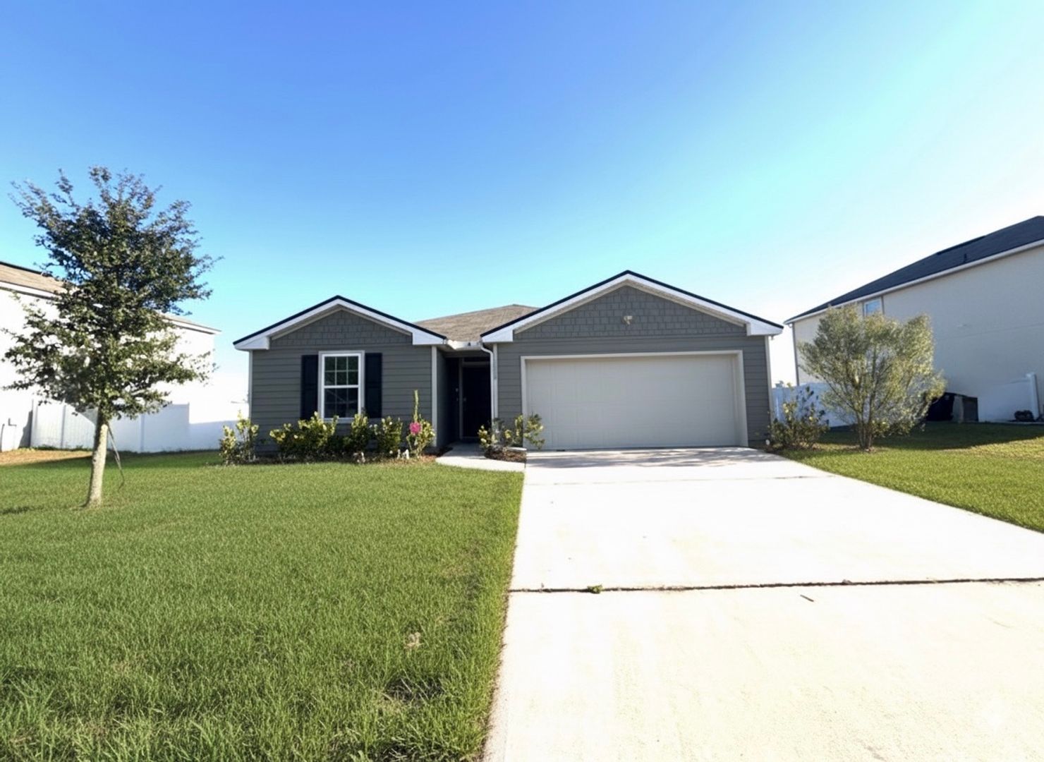 Jacksonville House: 15668 Palfrey Chase Drive