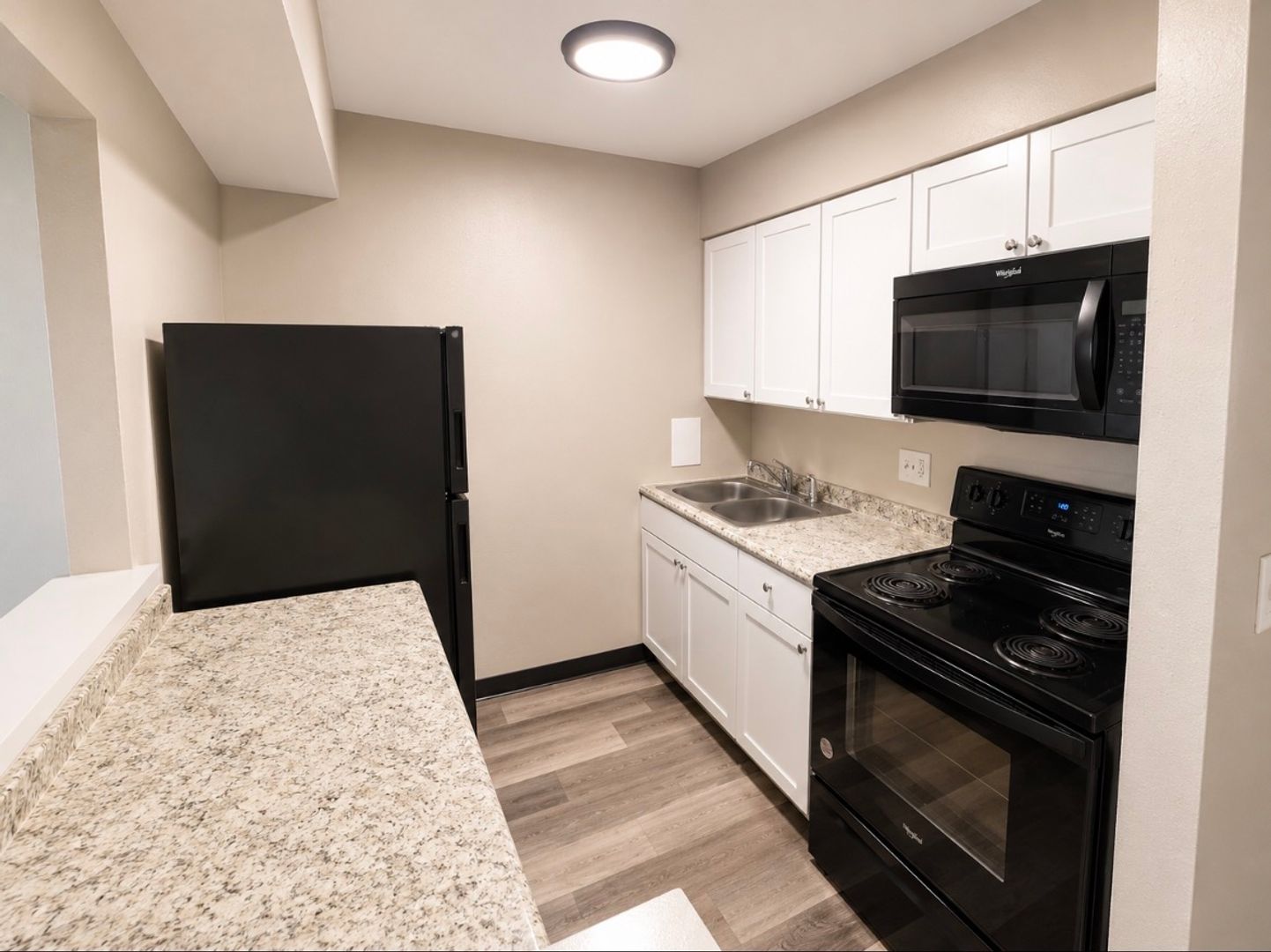 Des Moines Apartment: 3205 Kingman Blvd