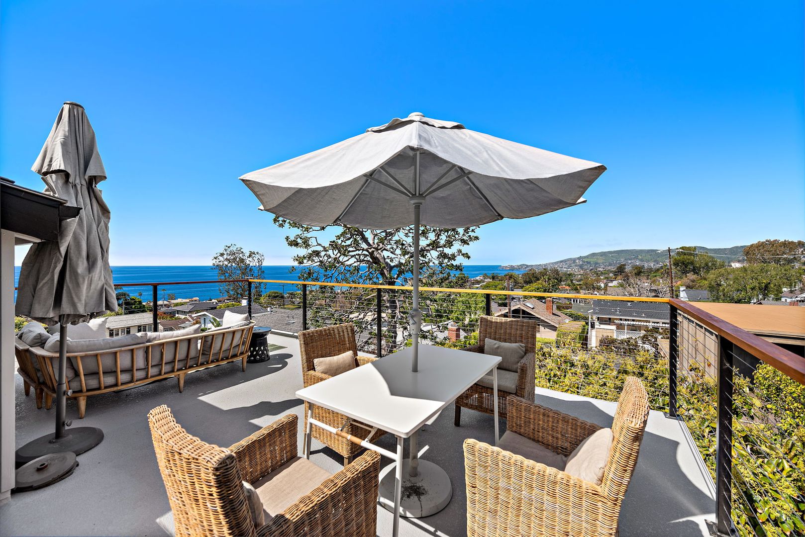 Laguna Beach House: 450 Ruby St. #Upper