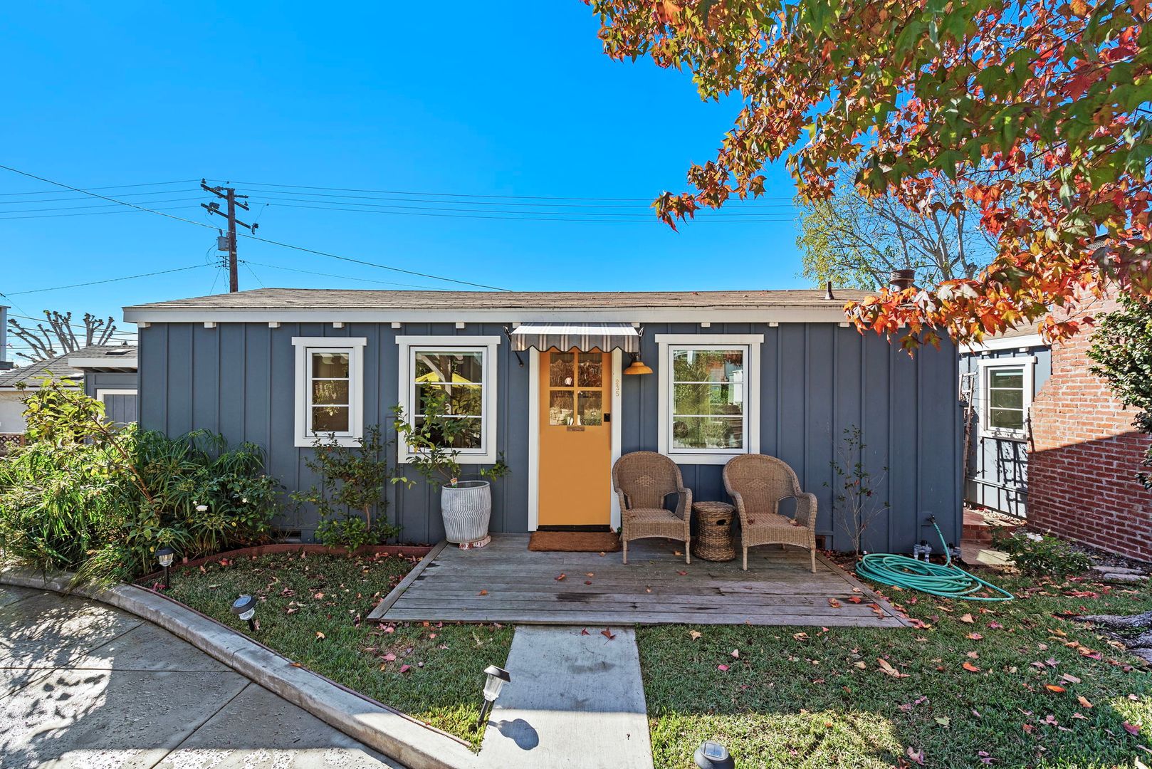 Laguna Beach Apartment: 231-241 Cajon