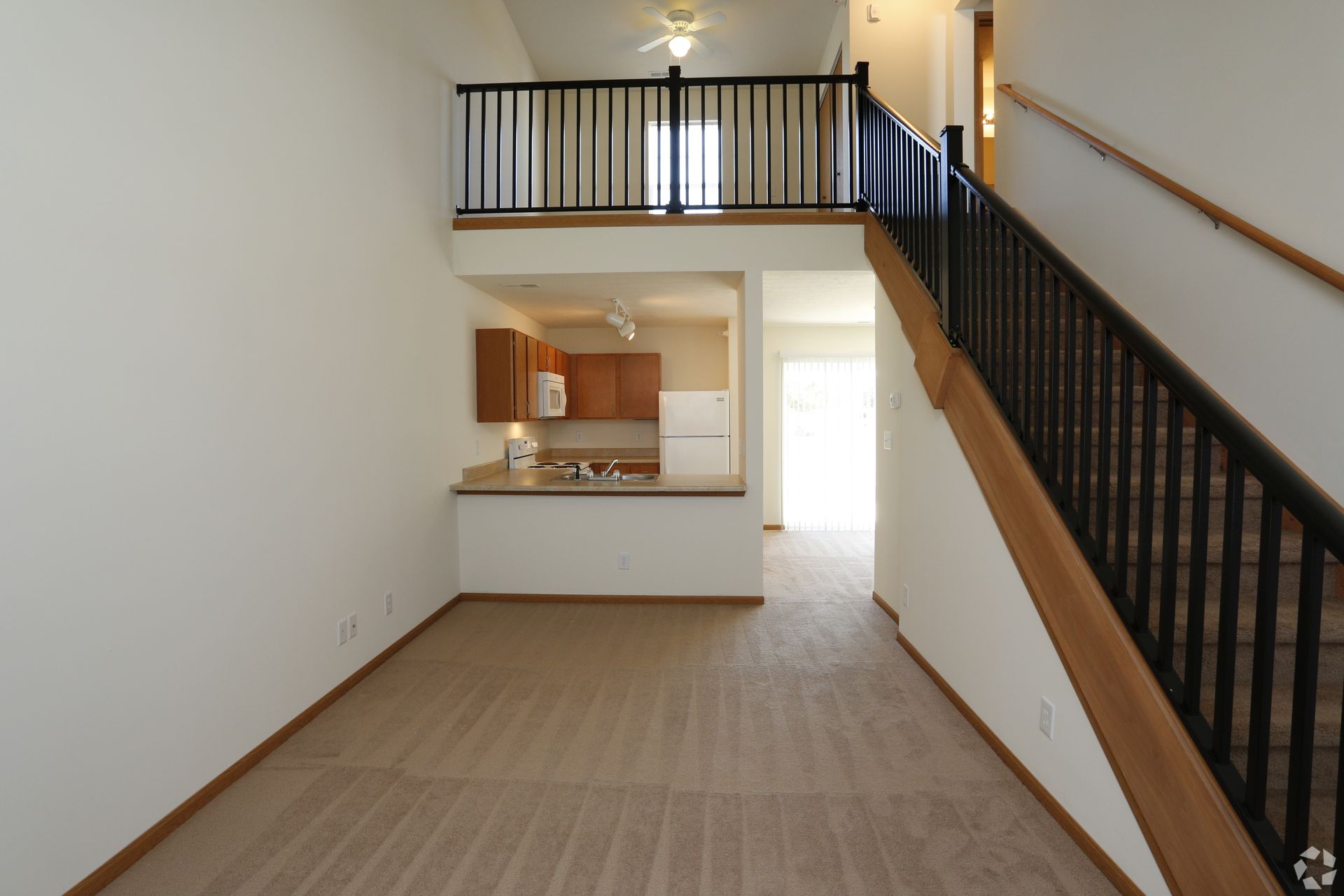 Lafayette Apartment: 710 Veterans Memorial Parkway W