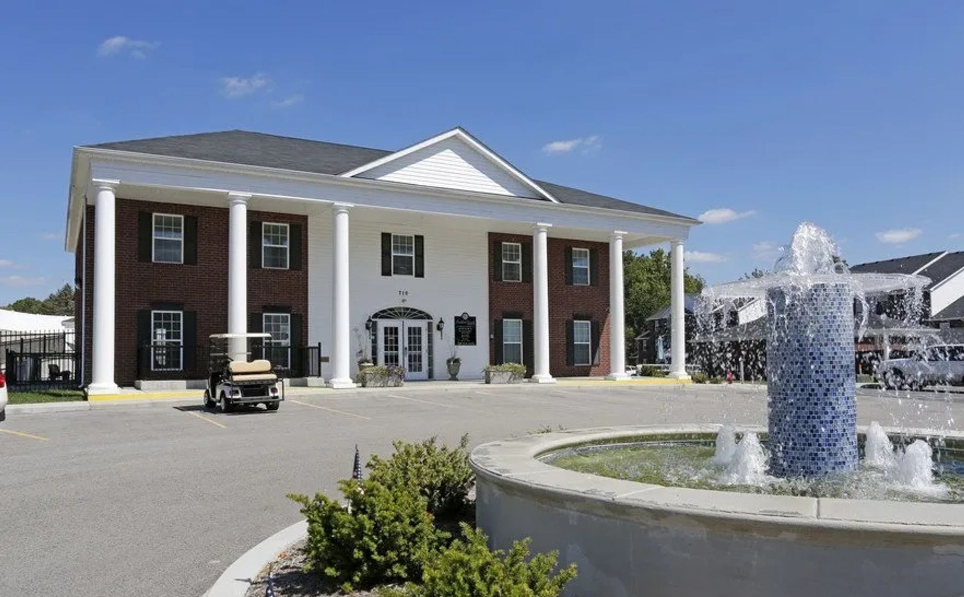 Lafayette Apartment: 710 Veterans Memorial Parkway W