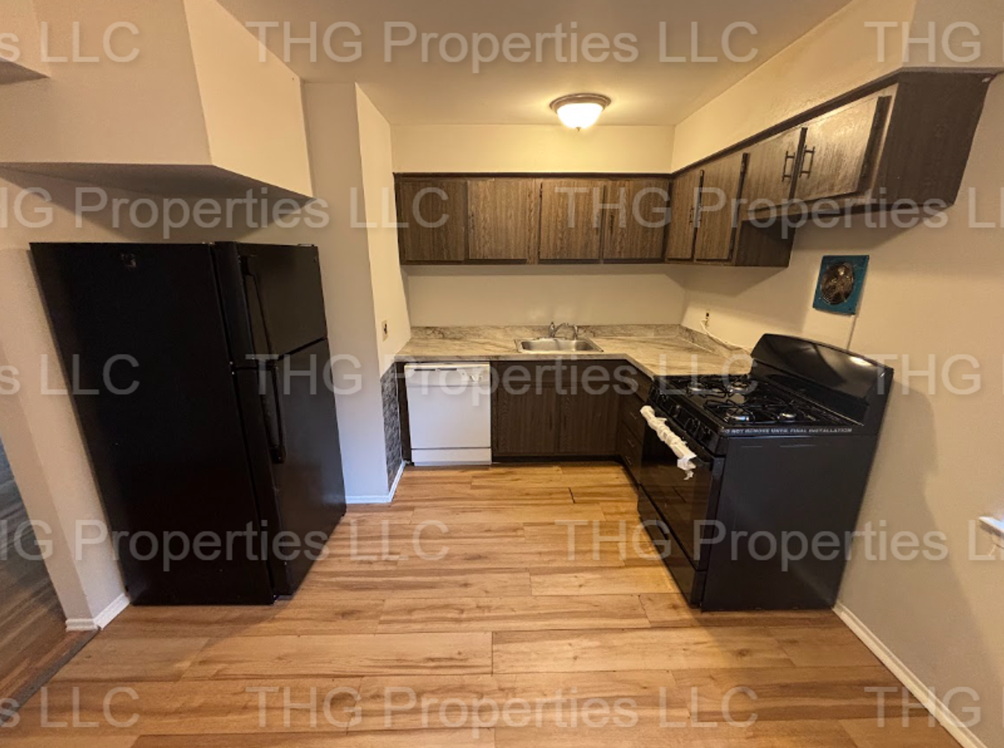 Plainfield Apartment: 532-538 East Front St.