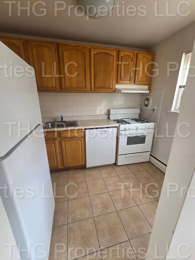 Westwood Apartment: 22-63 Green Avenue