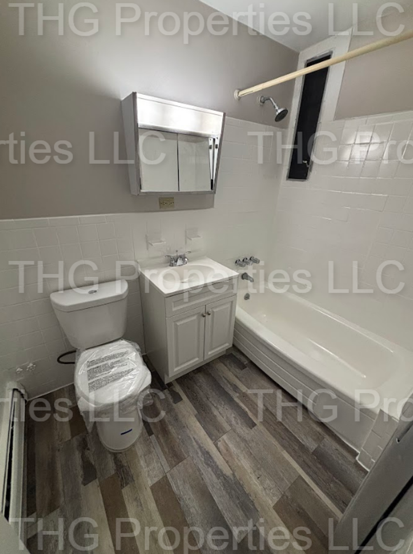 Orange Apartment: 259 Reynolds Terrace